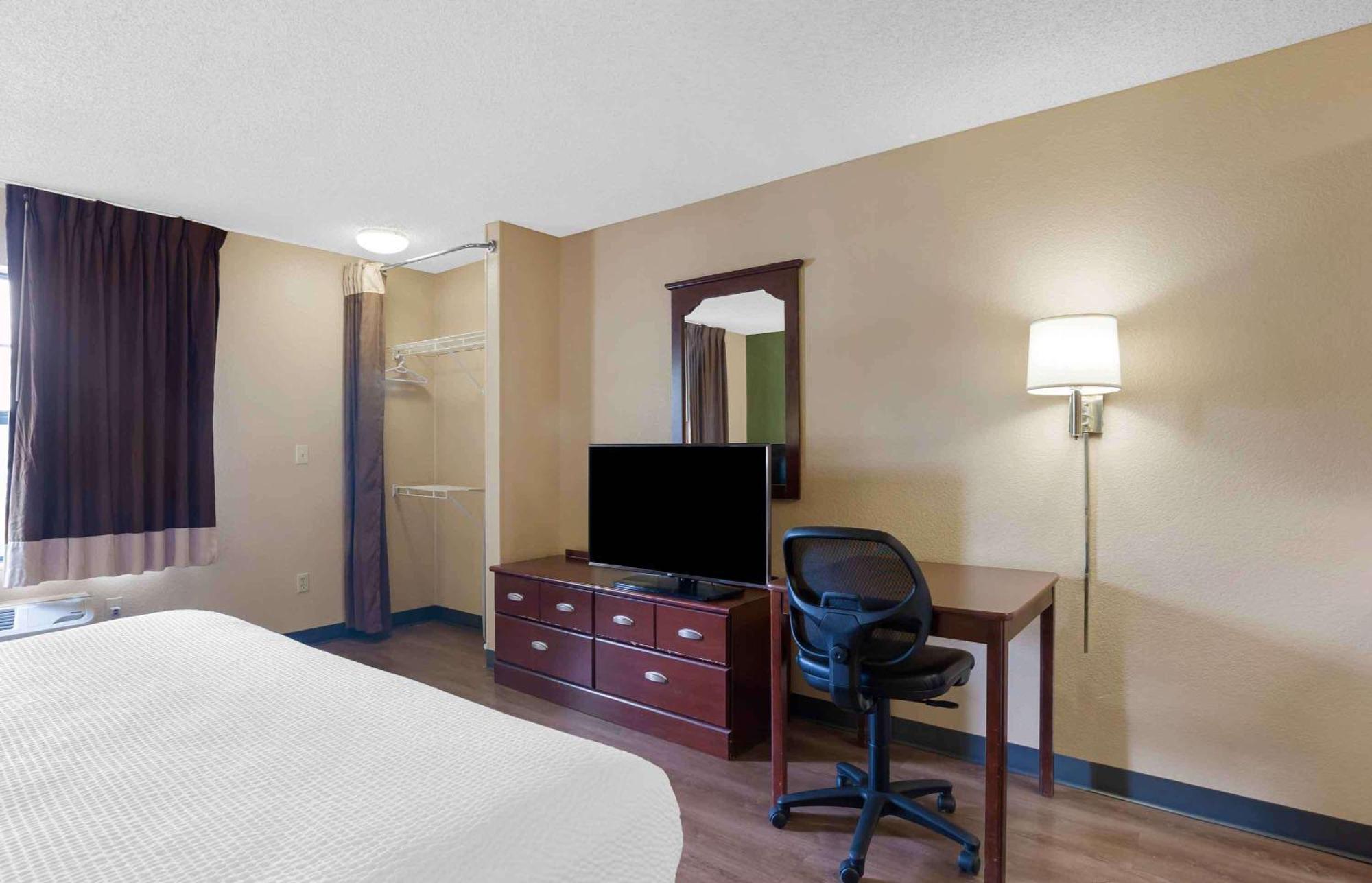 Extended Stay America Select Suites - Chicago - Naperville - West Kültér fotó